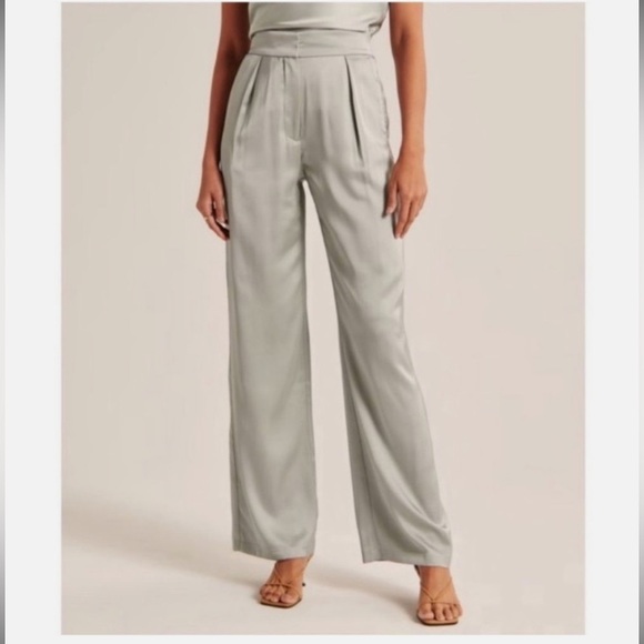 Abercrombie satin high rise slacks - Picture 1 of 10